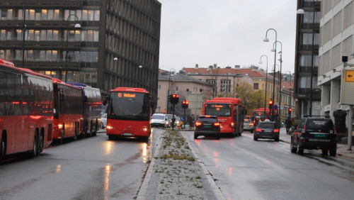 Komunikacja miejska w Oslo bardziej atrakcyjna dla pasażerów: mniej przystanków – krótszy czas przejazdu