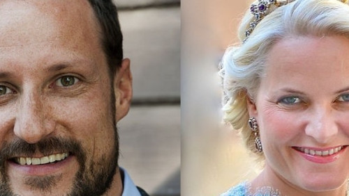 Księżna Mette-Marit próbuje chronić syna, więc… cytuje Szymborską: „Życie – jedyny sposób, żeby obrastać liśćmi”