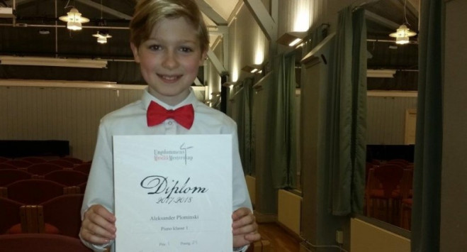 Mówią o nim „mistrz”. 11-letni Olek podbija Norwegię swoim talentem