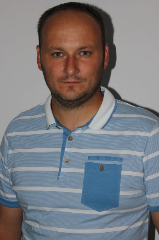 wojciech13  (wojciech13)