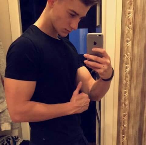 dominik81 (dominik81 )
