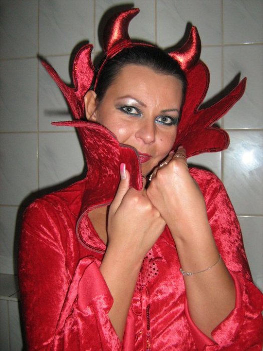 radioaktywna (Anna Łyjak)