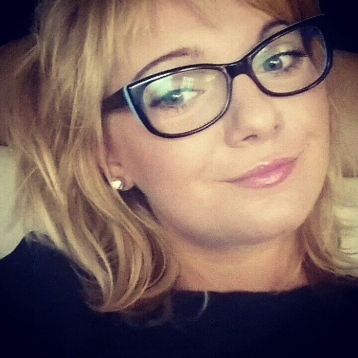 Klaudia :) (Klaudia22), Flateby, Pionki