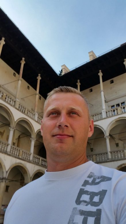Konrad Papiernik (Kolunia)
