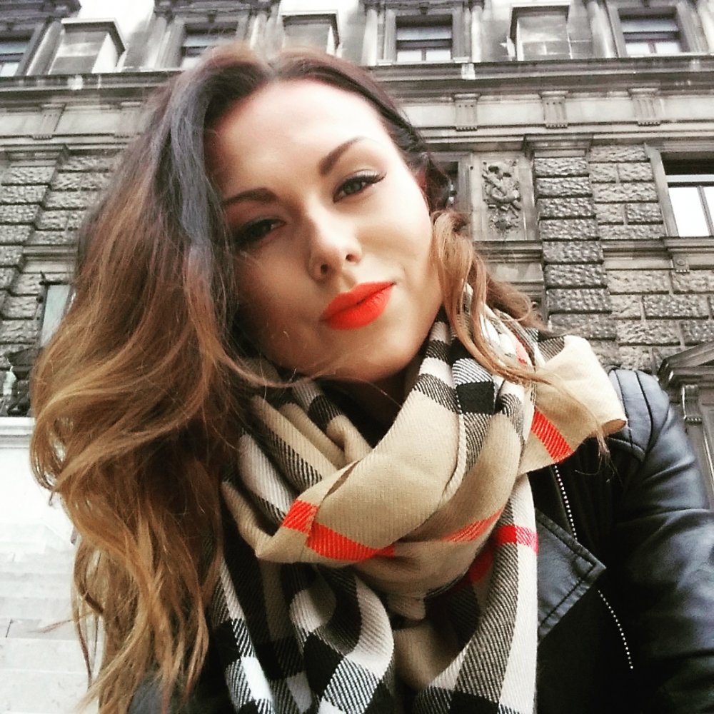 klaudia. 