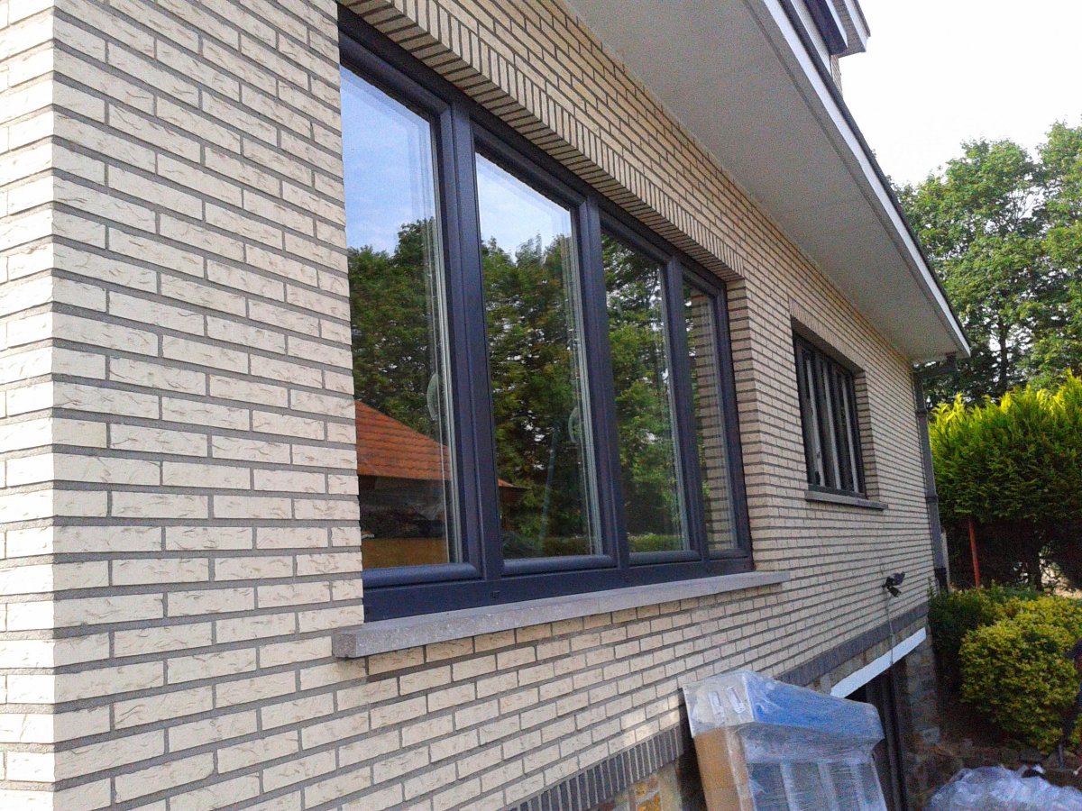 EUROWINDOWS 