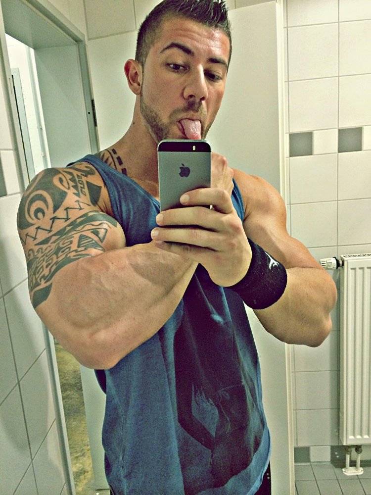Fabiannn 