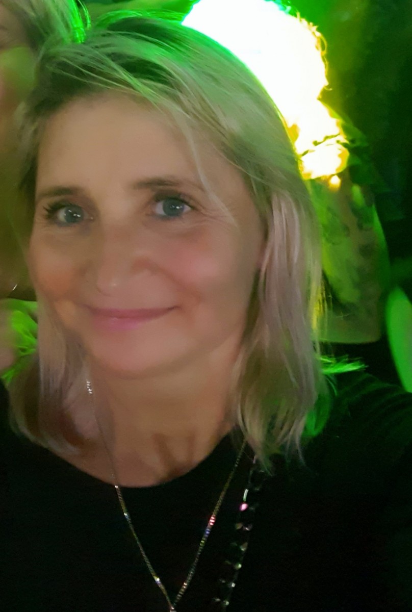 Nina W 