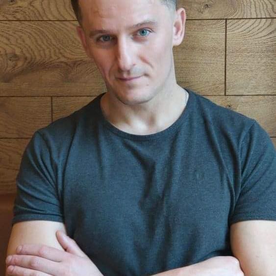 Adam Sz.