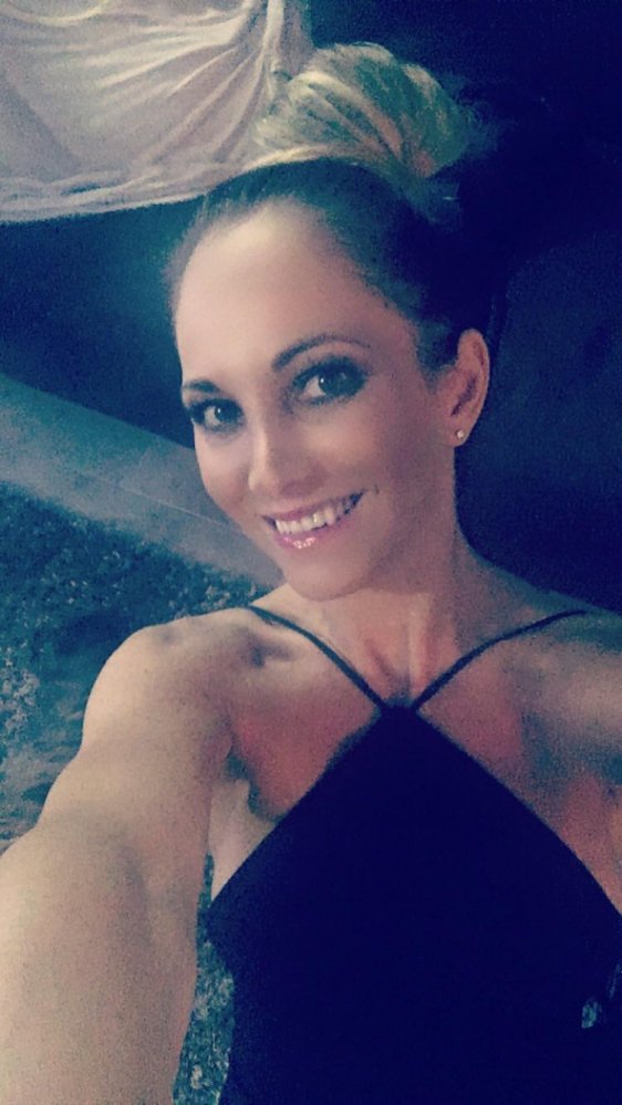 Angelika ****