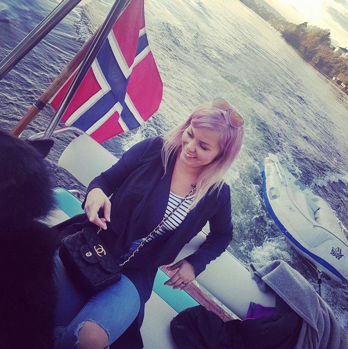 Karolina ................