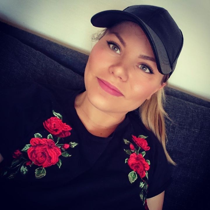 Karolina ................