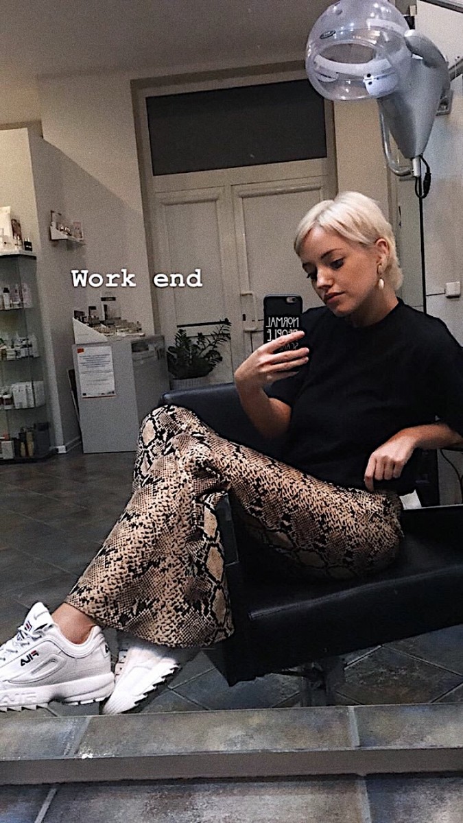 Karolina mmm