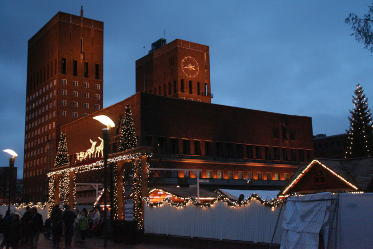 Uroczyste zapalenie iluminacji świątecznej w Oslo