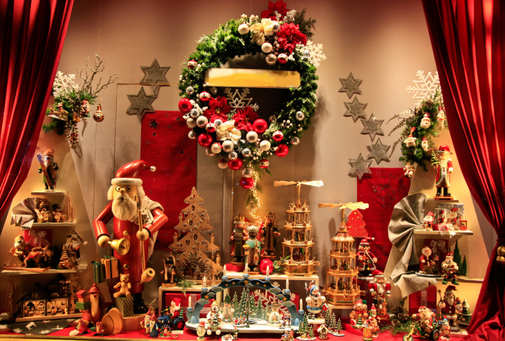 Kup ozdoby i posłuchaj magicznych świątecznych piosenek i historii