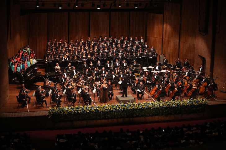 100 lat filharmonii w Oslo - Carmina Burana w Oslo Spectrum