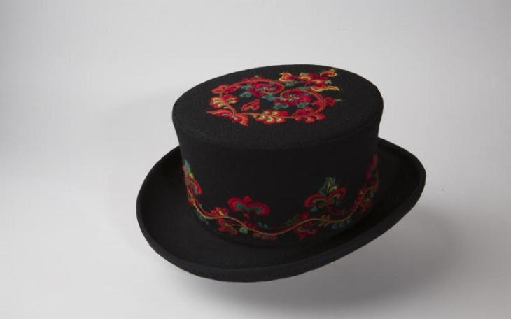 Ibsen's Hat