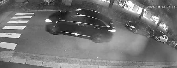 Samochód przejechał przez tę okolicę około 7 minut po Hubercie. Policja chce porozmawiać z kierowcą.