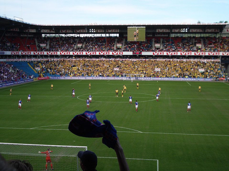 Na zdjęciu: Panorama stadionu narodowego w Norwegii.