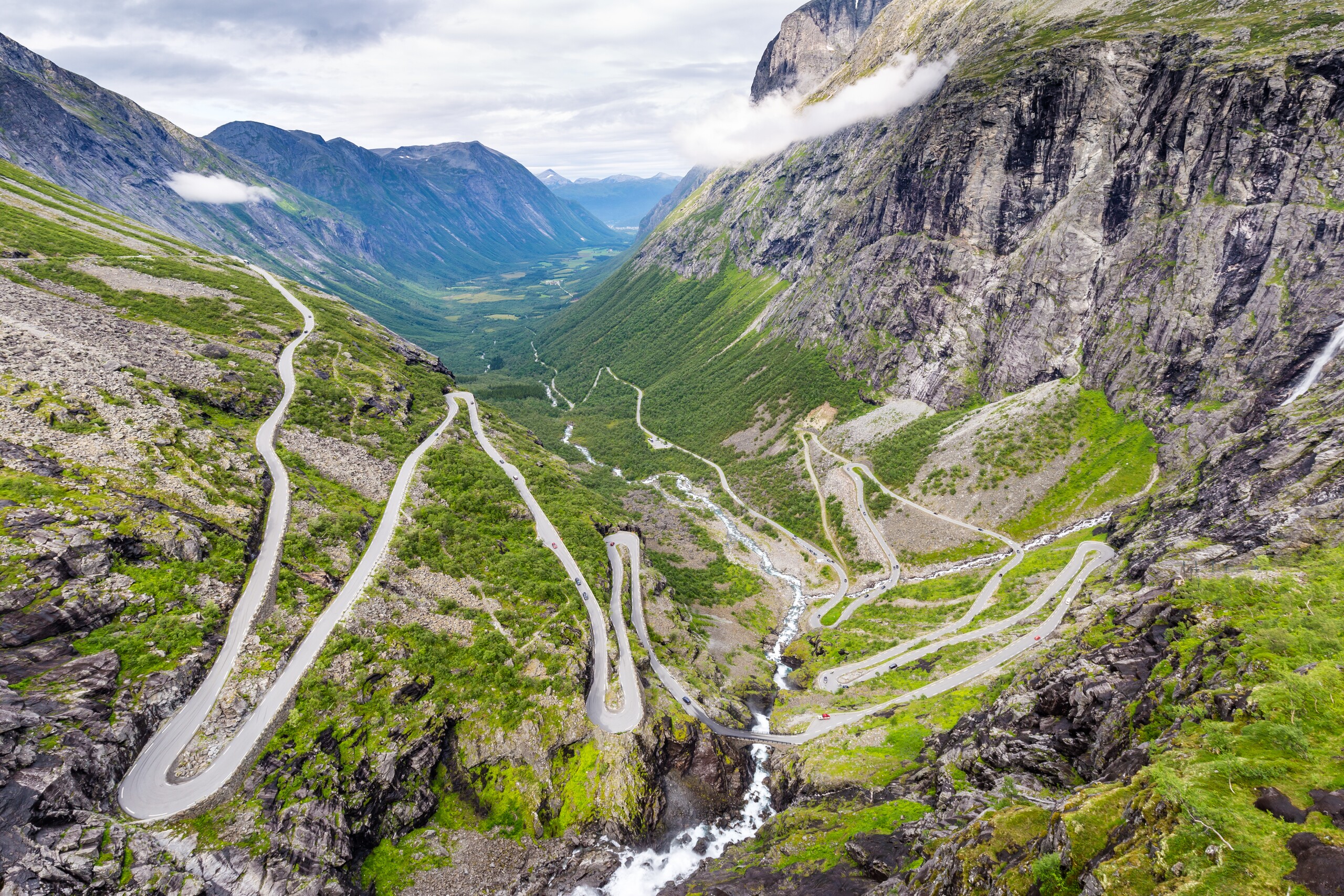 Widok na Trollstigen.