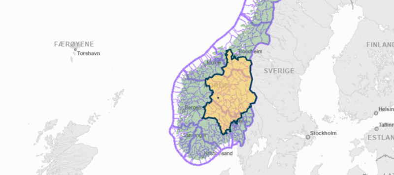 W najbliższy weekend (13-14.05.2023) żółte zagrożenie powodziowe obejmie wschodnią oraz część centralnej Norwegii. Zagrożenie zwiększy się po 15 maja.