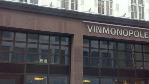 Vinmonopolet zamknięte w długi weekend. Tysiące Norwegów jadą do Szwecji po alkohol