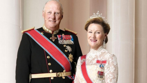 Para królewska na kwarantannie: koronawirus w norweskim pałacu