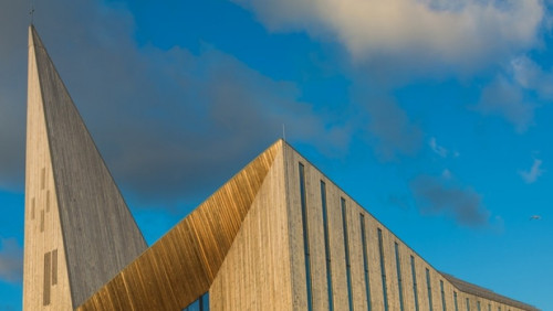 Drewno gra pierwsze skrzypce: współczesne perełki architektoniczne Norwegii