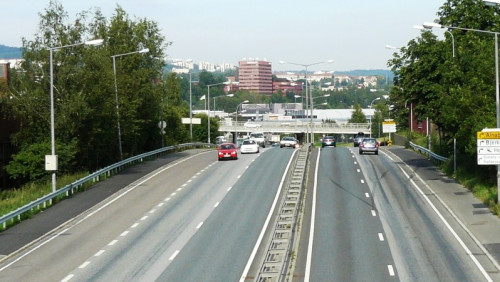 30 tysięcy koron na drodze w Oslo. Policja poszukuje „szczęśliwych” znalazców 