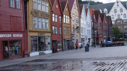 Najbardziej deszczowe miasto w Europie znowu zaskakuje: w Bergen padało codziennie przez ponad 3 tygodnie