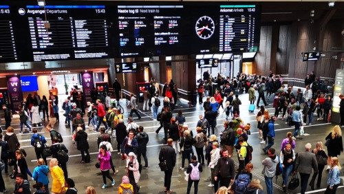 Problemów z pociągami ciąg dalszy: poszkodowani pasażerowie z okolic Oslo