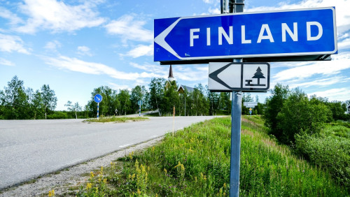 Finlandia przywraca kontrole na granicy z Norwegią