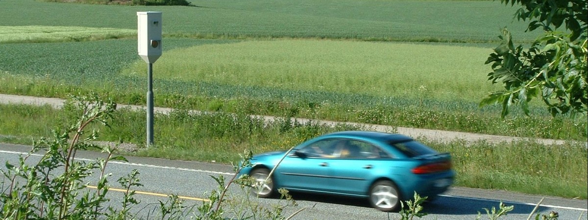 Łapią ich fotoradary, ale czują się bezkarni. Policja rozkłada ręce