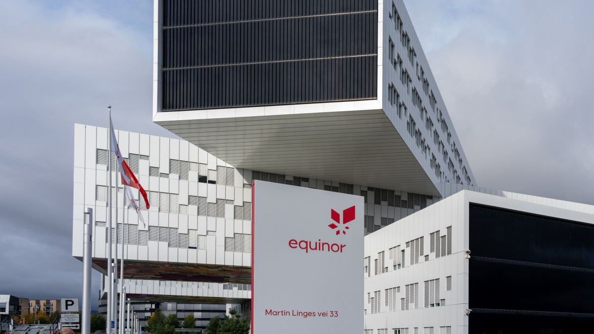 Equinor niemal podwoił wynik. 12,35 mld dolarów w trzy miesiące