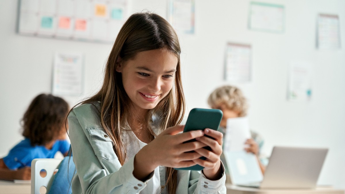 Chcą zakazu używania telefonów we wszystkich szkołach w Norwegii. W zamian oferują podręczniki