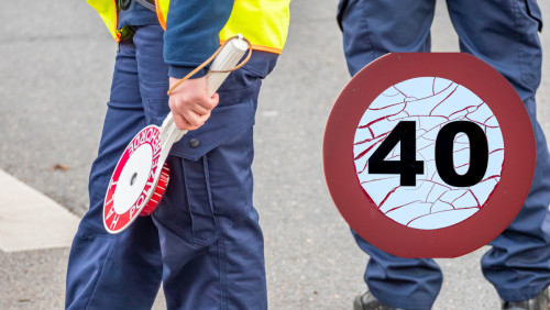 Norweska policja wystawiała mandaty za łamanie ograniczenia, którego nie było