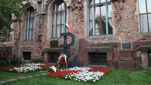 Walczyli o wolność, ginęli za Polskę. 77 lat temu wybuchło Powstanie Warszawskie