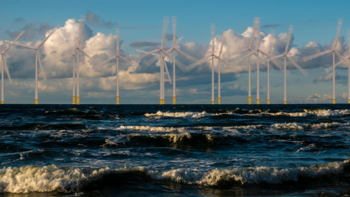 Norwegia chce przodować w energetyce wiatrowej. Farmy mają zapewnić ponad 50 000 miejsc pracy