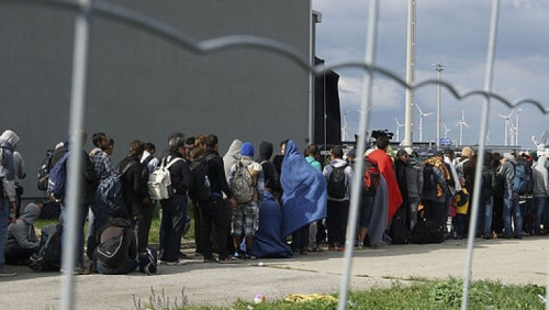 „To więzienie, nienawidzę tego kraju”. Ponad 850 uchodźców nie może wydostać się z Norwegii. Rosja odmawia im wstępu