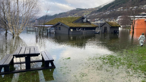 Połowa Norwegii zagrożona podtopieniami. Powódź może być największa od pięciu lat