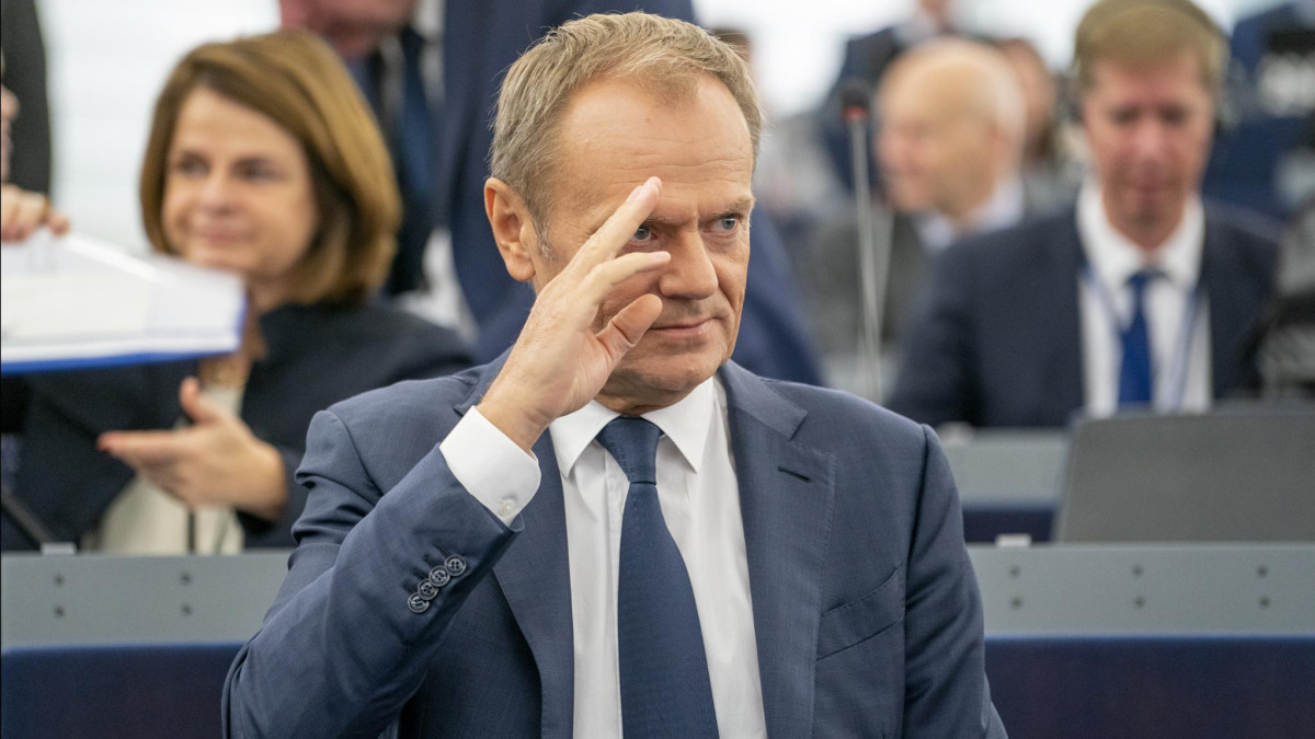 Znamy ostateczne wyniki wyborów parlamentarnych. Opozycja zyskuje większość w Sejmie i Senacie RP