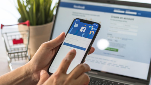 Facebook zmieni nazwę? Zuckerberg mierzy dalej niż social media