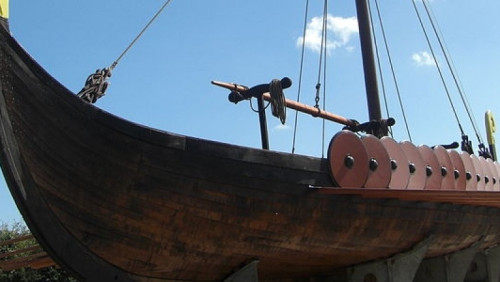 Ekspedycja statku wikingów „Harald Hårfagre”. Kto chce dołączyć do załogi?