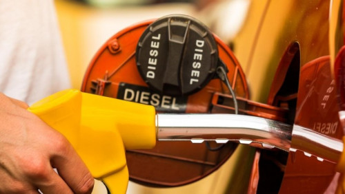 W czwartek poznamy nowy budżet. Diesel i benzyna podrożeją?