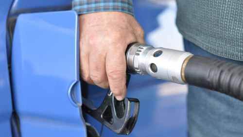 Zmniejszenie cen paliw jest możliwe? „Na dystrybutorze osiem koron mniej za litr”