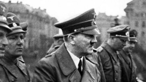 Hitler wraca do kraju fiordów. Zbliża się premiera norweskiej wersji „Mein Kampf”