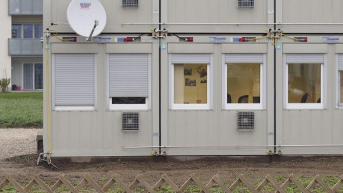 Co trzecie miejsce w norweskich ośrodkach dla uchodźców jest puste