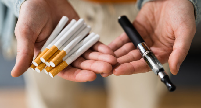 Smakowe e-papierosy zakazane na norweskim rynku. Nie będzie nawet „mentoli”