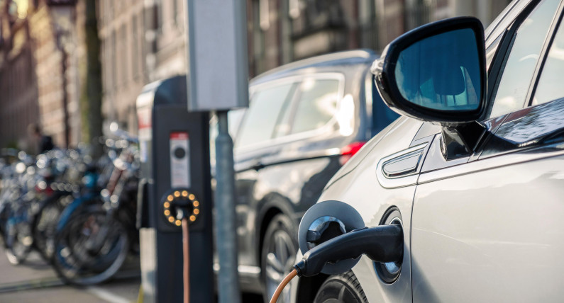Sprzedaż aut elektrycznych w Norwegii ze światowym rekordem. Wkrótce stuknie 100 procent?