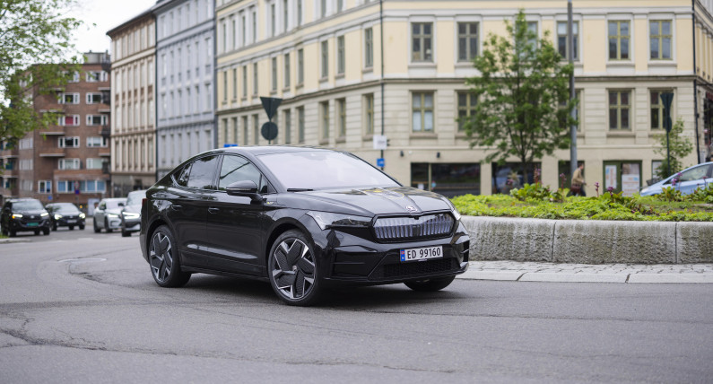 Samochody elektryczne podbijają Norwegię. Jest ich już więcej niż benzyniaków